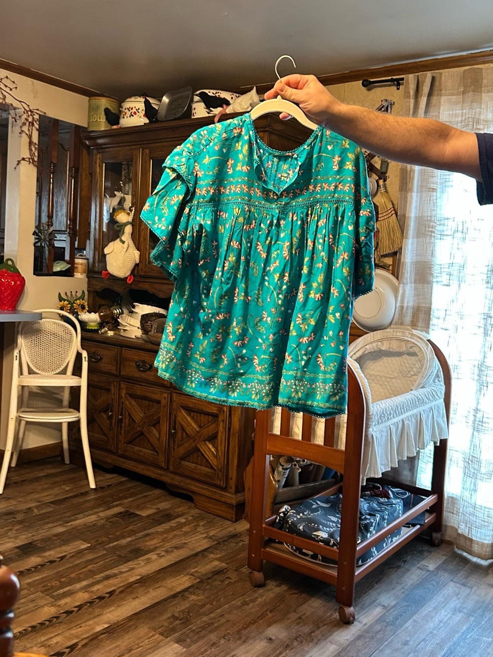 crown & ivy Teal Floral Peasant Blouse - Picture 2 of 4